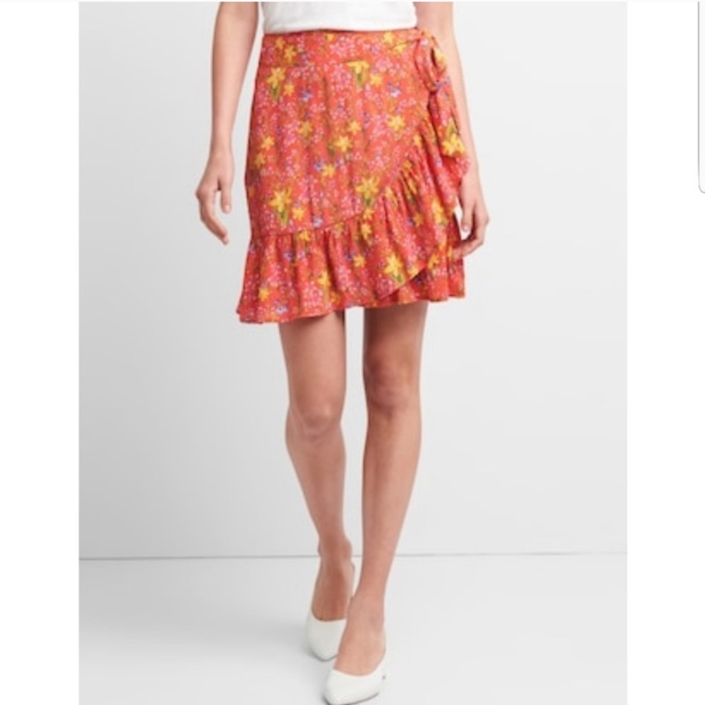 NWT Gap Wrap Floral Skirt
